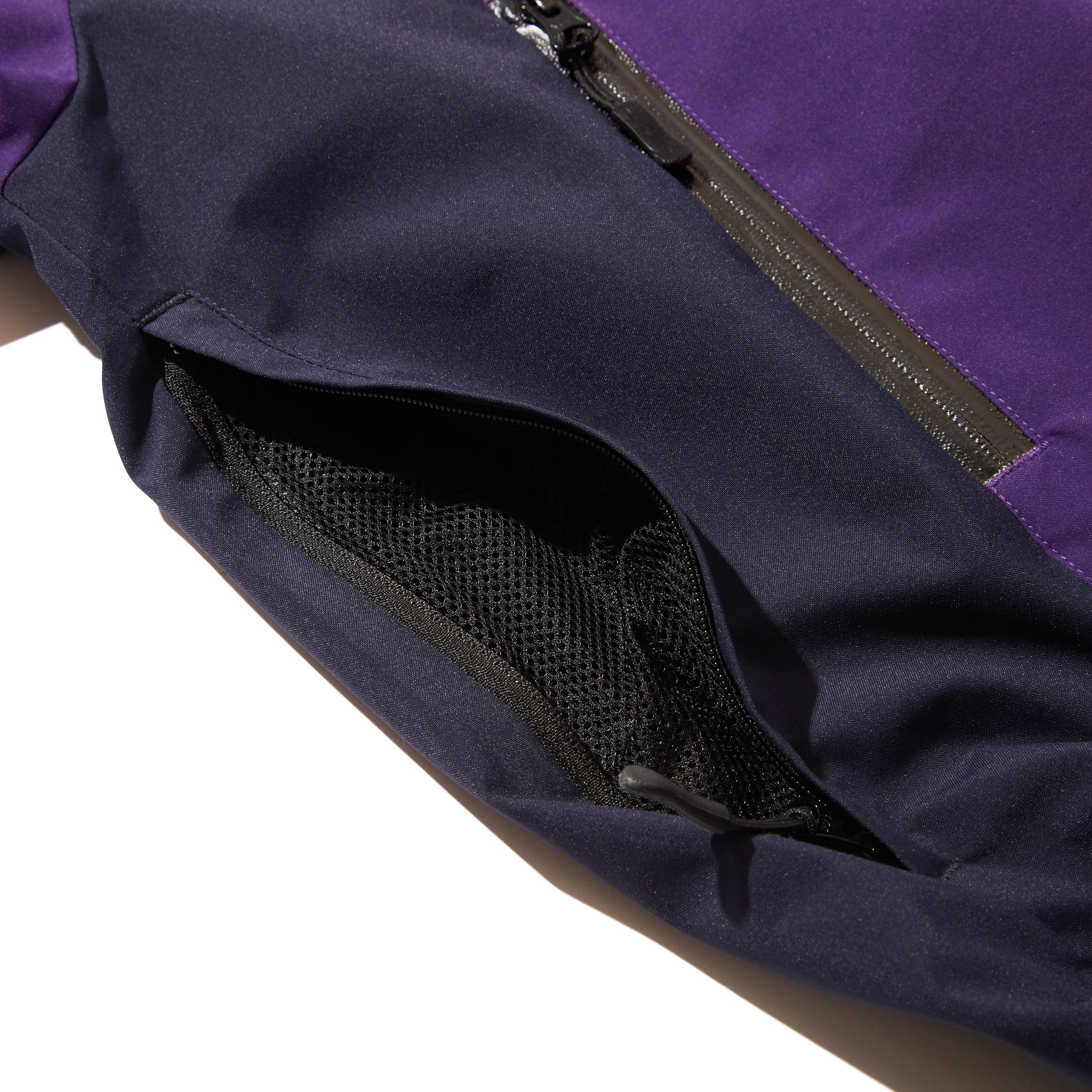 PRAGMATECH MOUNTAIN JACKET｜PURPLE