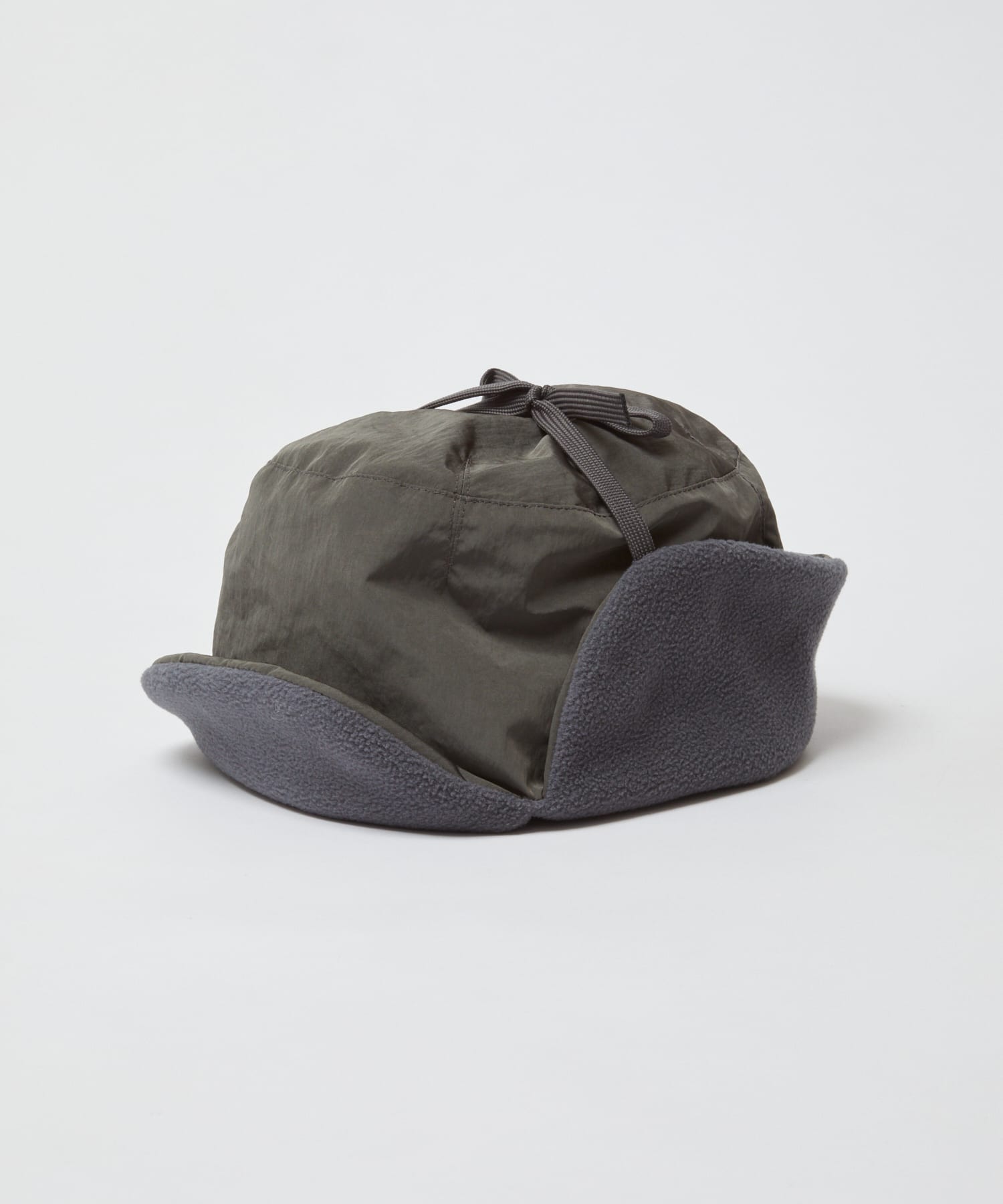 FLEECE EAR FLAP 6-PANEL HAT｜ANTHRACITE